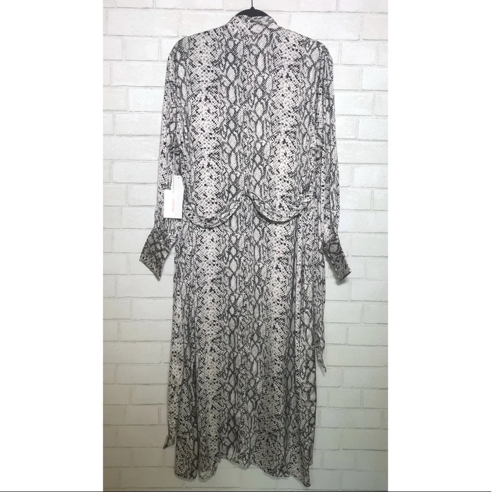 Good American Purely Python Robe • Wrap Dress - Picture 7 of 10